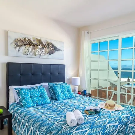 Villa Atlantico By *